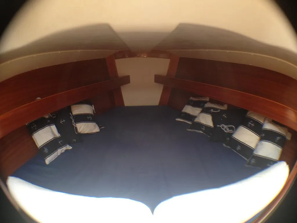 Botel Cavallino Luxury House Boat Hotel