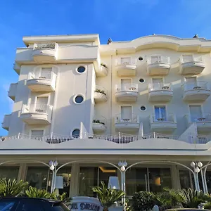 hotel-darsena.emilia-romagnahotels.net/